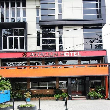 Amaliun Hotel Medan Buitenkant foto